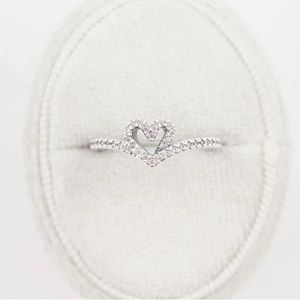 Pandora Timeless Wishbone Sparkling heart ring